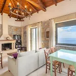Luxury Nefeli In Stoupa, Private Pool & Bbq 别墅 *