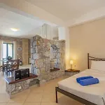 Luxury Nefeli In Stoupa, Private Pool & Bbq 别墅