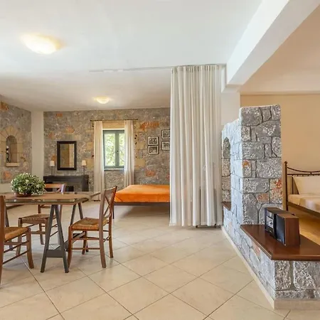 Luxury Nefeli In Stoupa, Private Pool & Bbq *