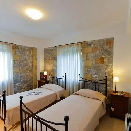 Luxury Nefeli In Stoupa, Private Pool & Bbq *