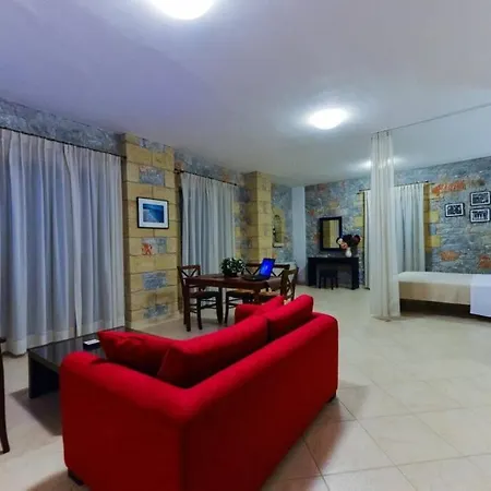 Luxury Nefeli In Stoupa, Private Pool&bbq Villa Neokhorion (Messenia)