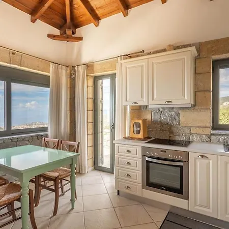 Luxury Nefeli In Stoupa, Private Pool & Bbq Willa