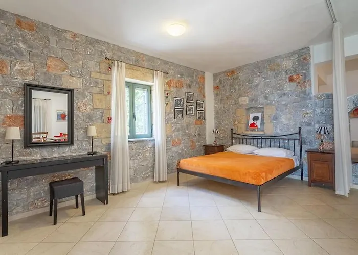 Villa Luxury Nefeli In Stoupa, Private Pool&bbq *