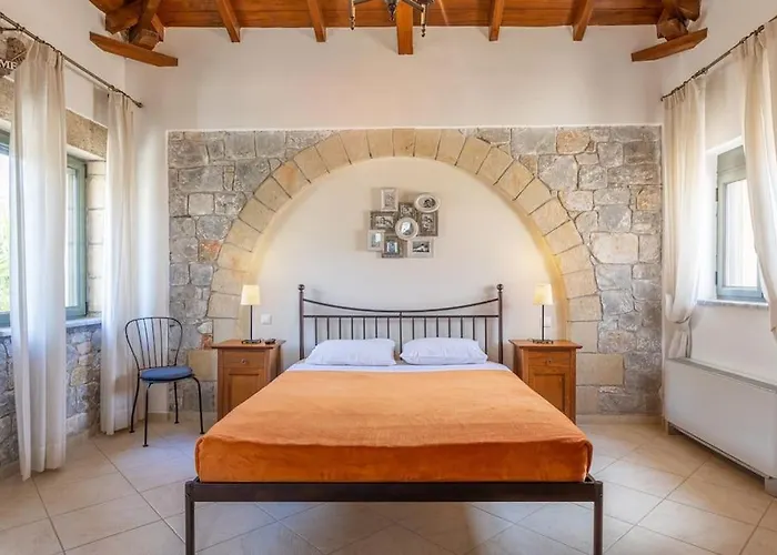 Luxury Nefeli In Stoupa, Private Pool & Bbq Вилла *