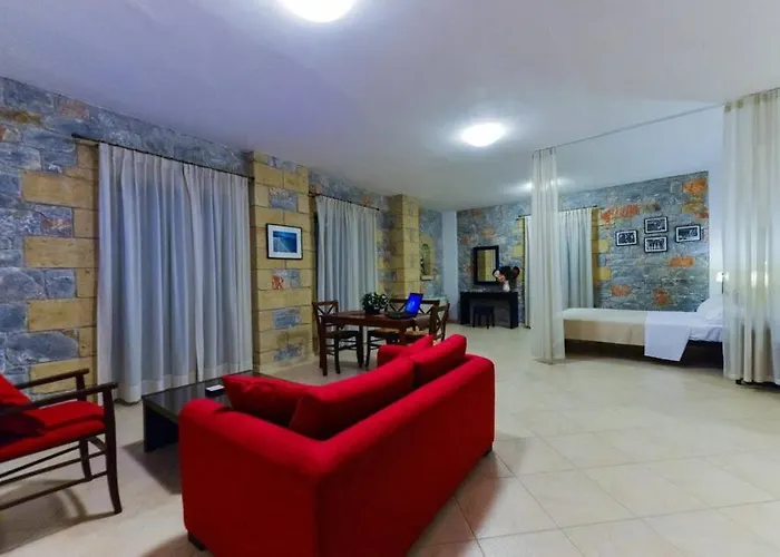 Luxury Nefeli In Stoupa, Private Pool&bbq Villa Neokhorion (Messenia)